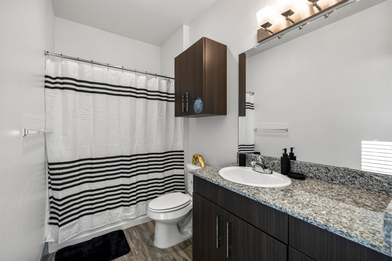 holleman crossing apartments near texas am bathroom