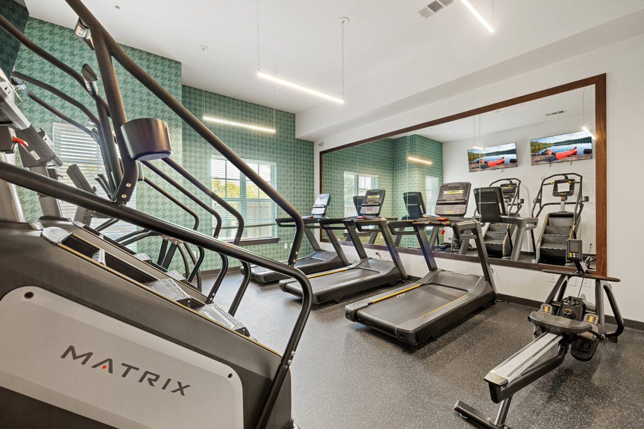 holleman crossing apartments near texas am fitness center cardio