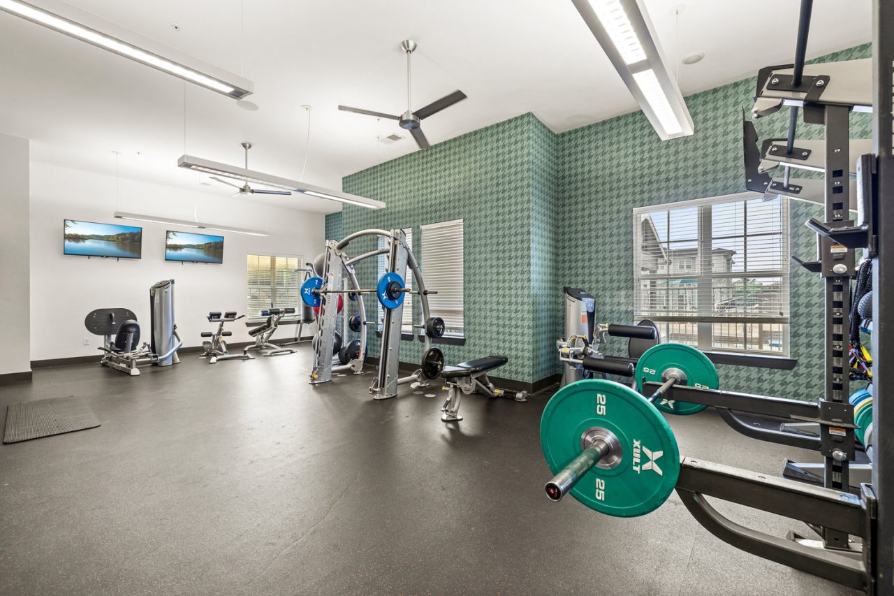 holleman crossing apartments near texas am fitness center equipment