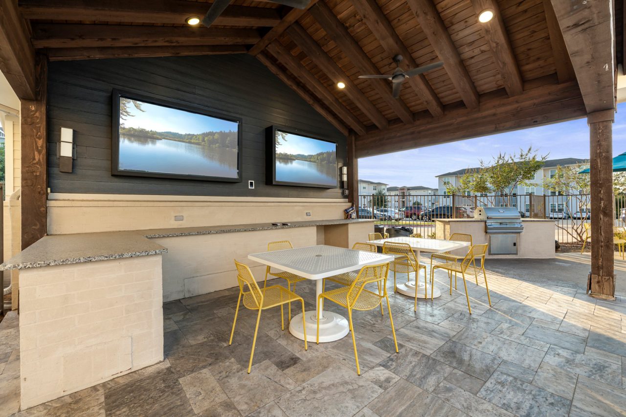 holleman crossing apartments near texas am outdoor lounge cabana poolside grill