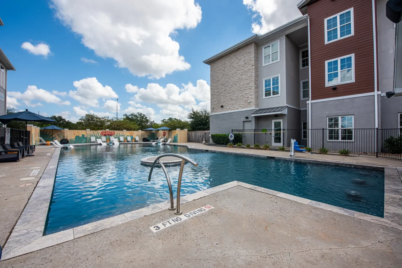 pool holleman crossing apartments near texas am